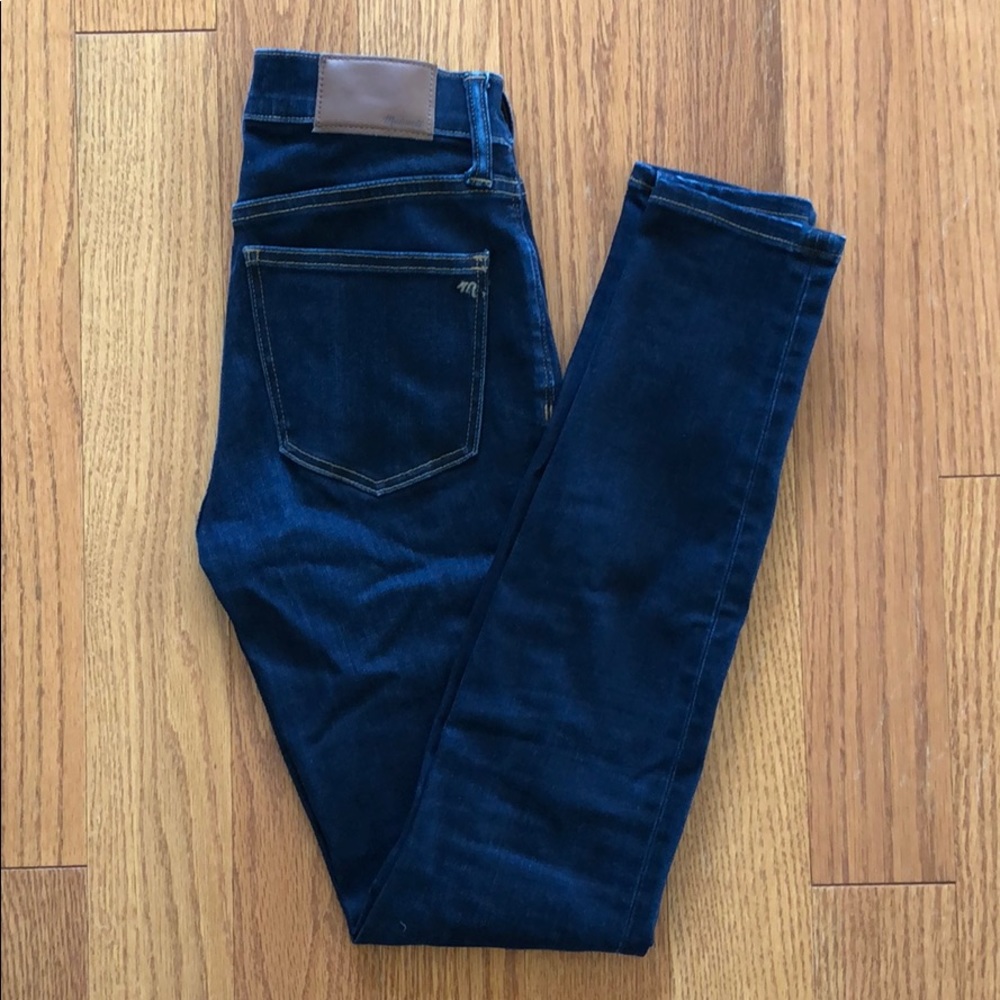 9” High Rise Skinny Jeans